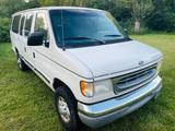 Ford E350 Clubwagon Bus Van 15 Sitzer lang... - Ford Econoline von privat