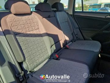 Volkswagen Tiguan - 10