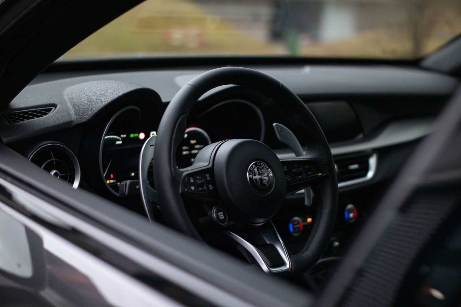 Fahrzeugabbildung Alfa Romeo Stelvio Veloce 2.2 Q4 AT8 * ab 274€/Monat o. Anz