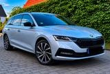 Skoda Octavia Tour 2.0 TDI DSG 2022 Unfall... - Skoda Octavia: Limousine, Tour