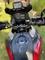 Suzuki V-Strom 1000 - SUZUKI VON 751 BIS 1000 CCM