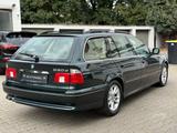 BMW 530d*Exclusive*3.Hand*Unfallfrei*HuNeu*Euro4* - BMW 530 aus 2002: Kombi