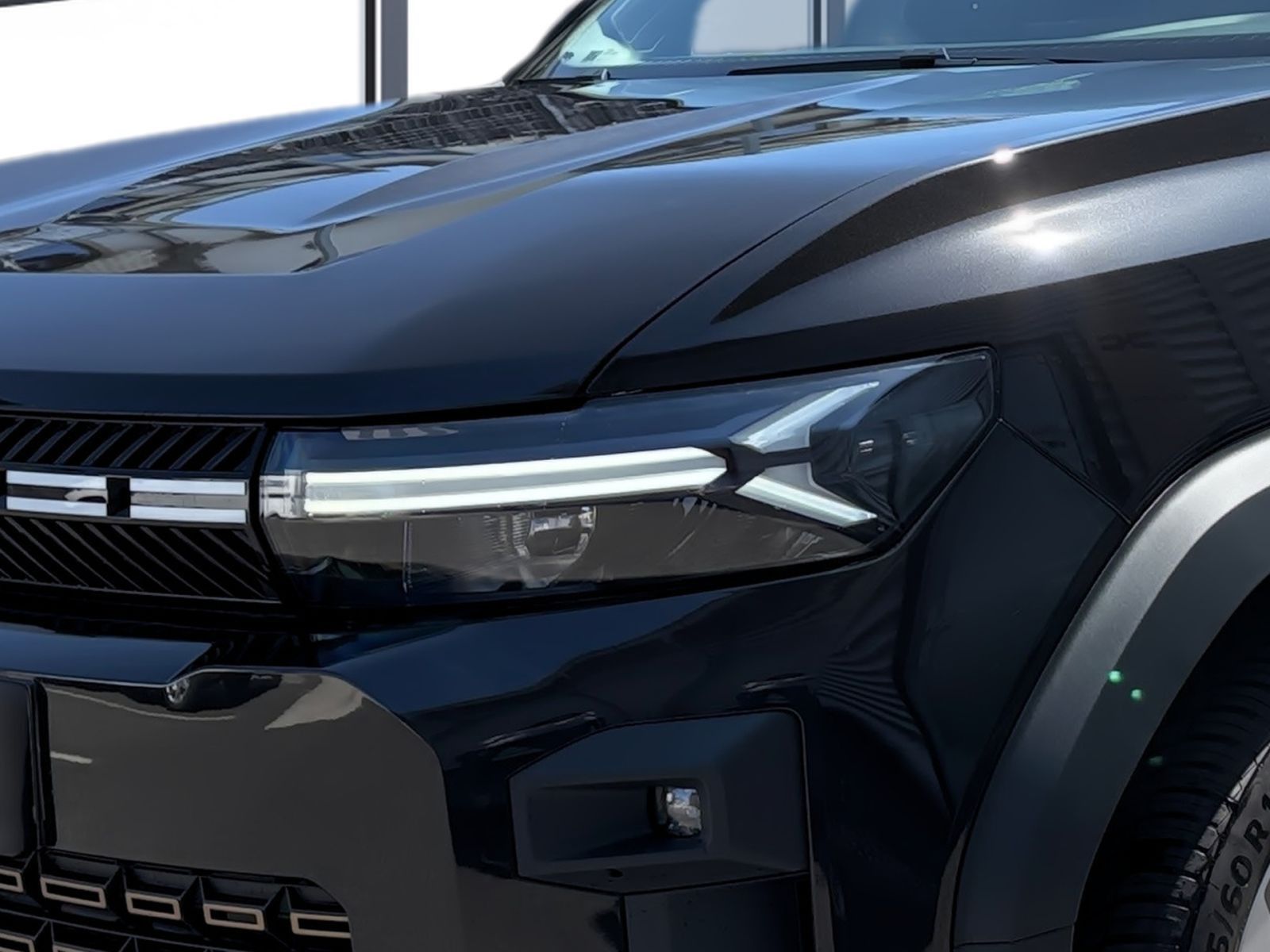 Fahrzeugabbildung Dacia Bigster TCe 130 Extreme 4x4