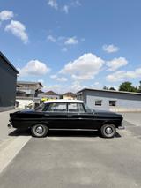 Mercedes-Benz 190c  - Mercedes-Benz 190: 190c
