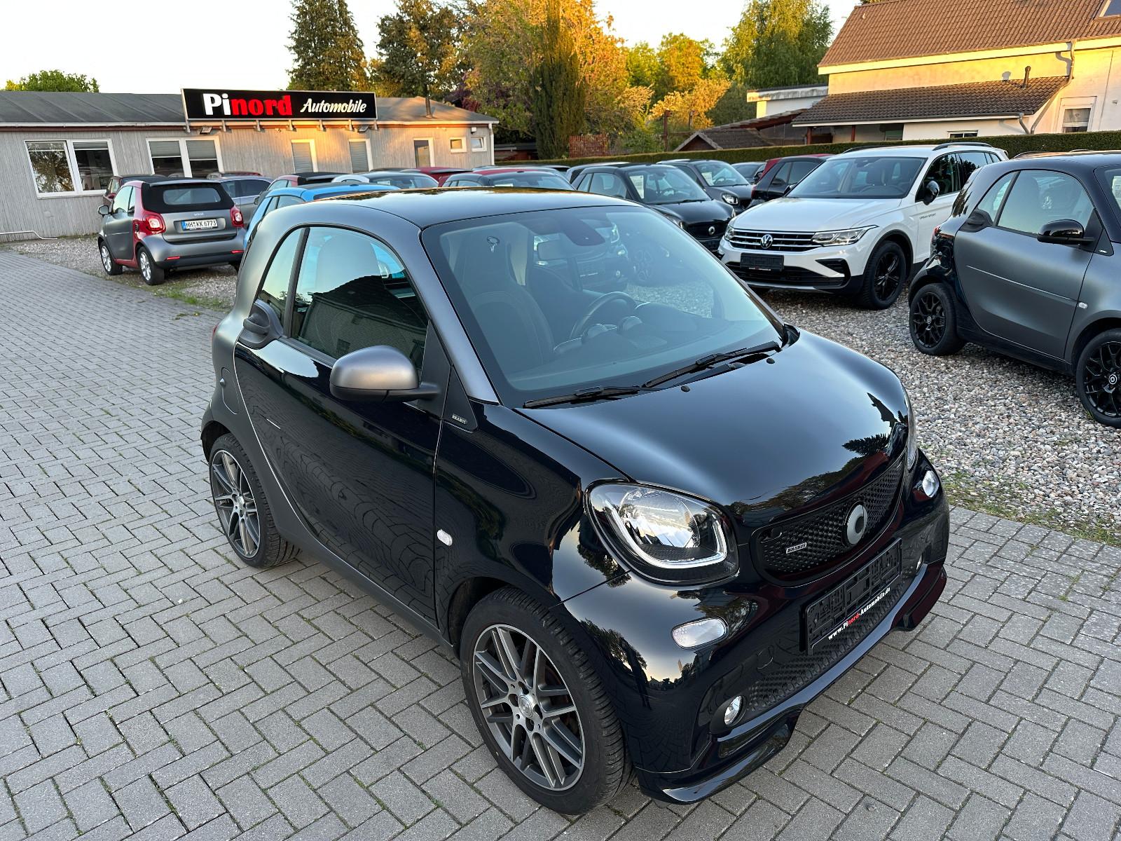 Smart ForTwo Coupe Brabus 109PS-LED-NAVI-PANO-JBL