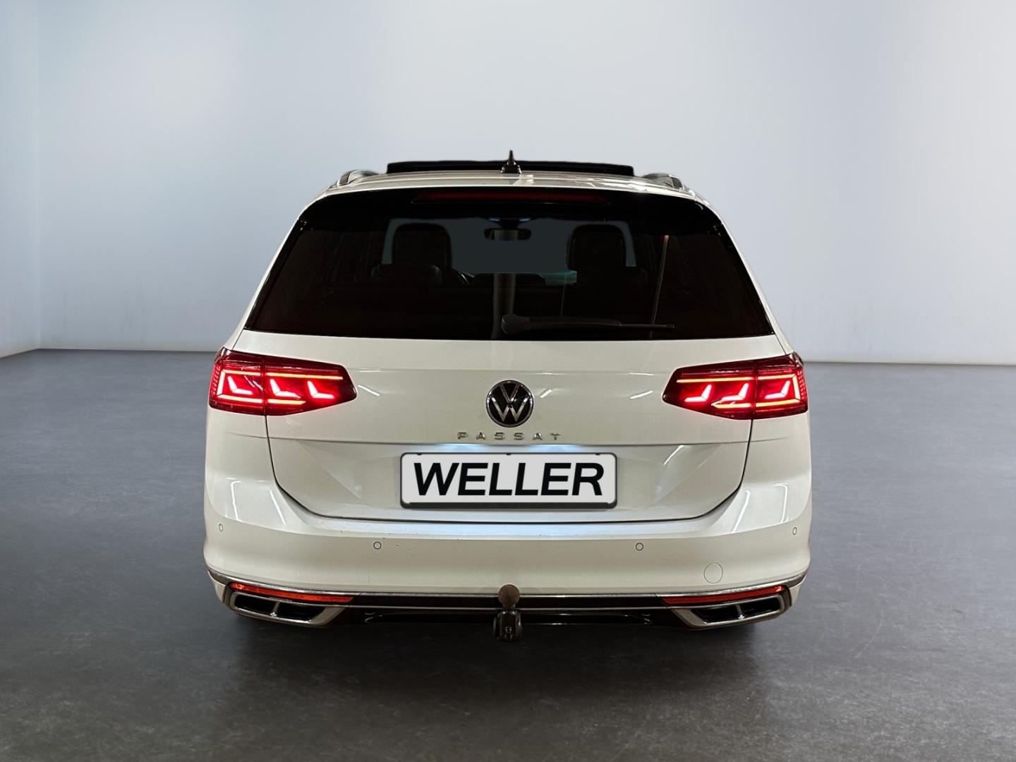 Volkswagen Passat Variant 2.0 TSI R-Line *Matrix*ACC*Pano*A