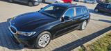 BMW 3er*Touring*320 d*Advantage*Aut.*Leder*LED*Live* - BMW 320: 3er
