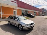 Skoda Octavia 1.9 TDI/101 CV cat Wag. 4x4 El.e - Skoda Octavia aus 2003: 1.9