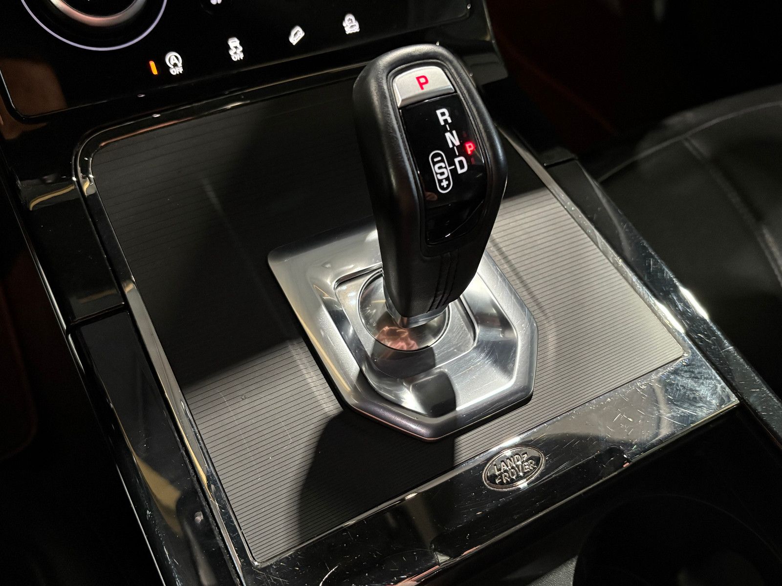 Fahrzeugabbildung Land Rover Range Rover Evoque R-Dynamic SE/MEMORY/ACC/APPLE