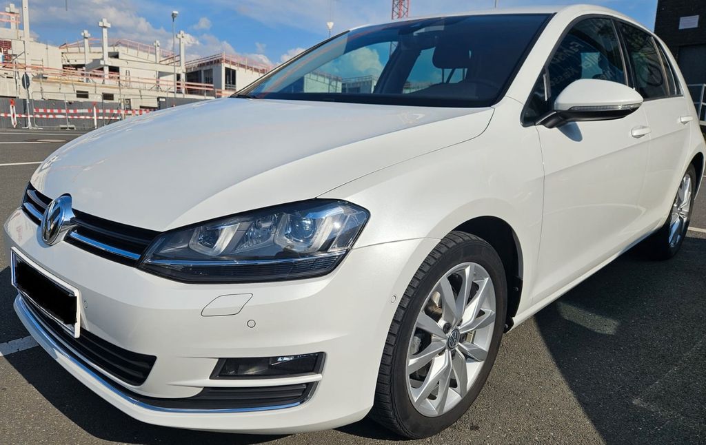 Image of Volkswagen Golf