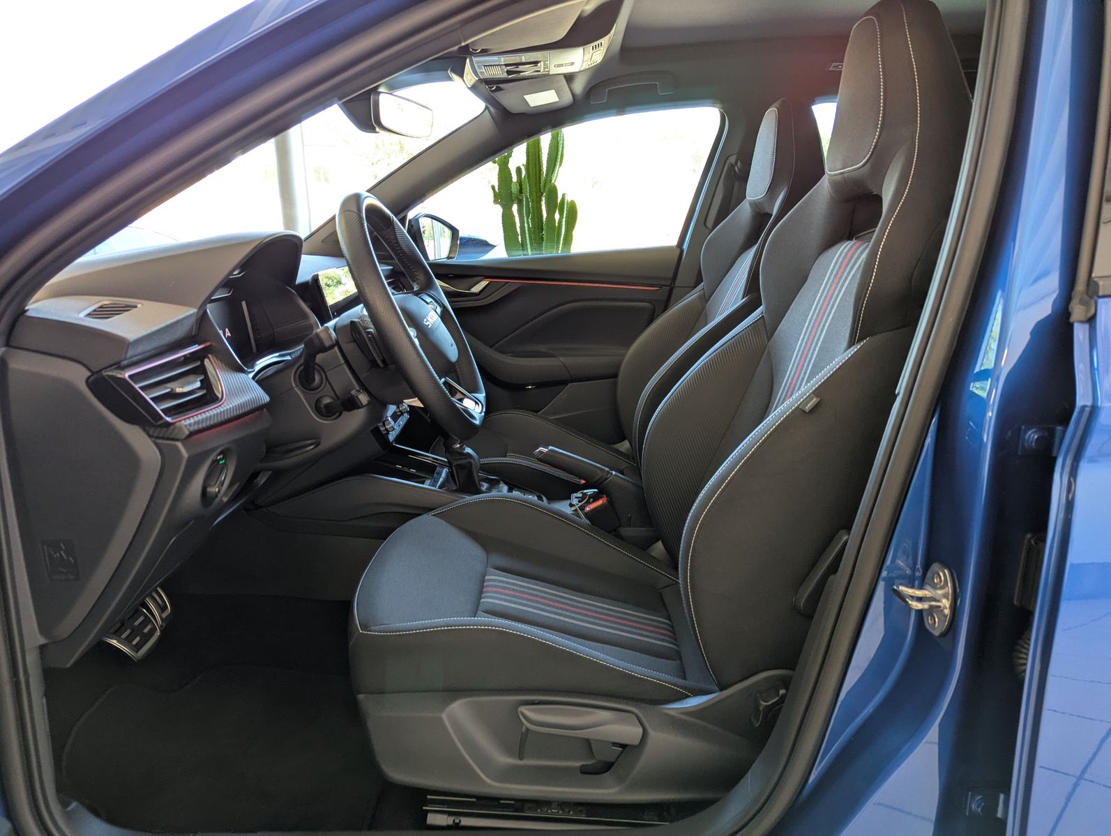 Fahrzeugabbildung SKODA Scala 1.5 TSI DSG Monte Carlo Kamera ACC LED 18"