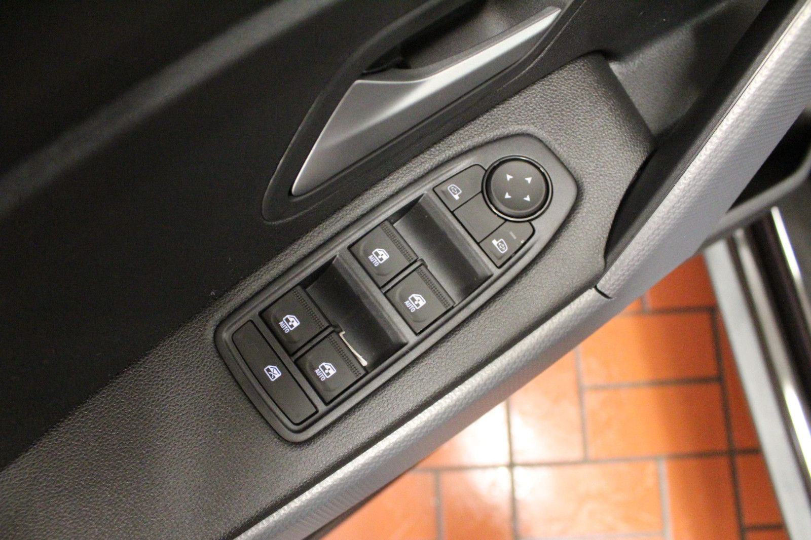 Fahrzeugabbildung Dacia Duster mild hybrid 140 Expression*Winterp.*MY 26