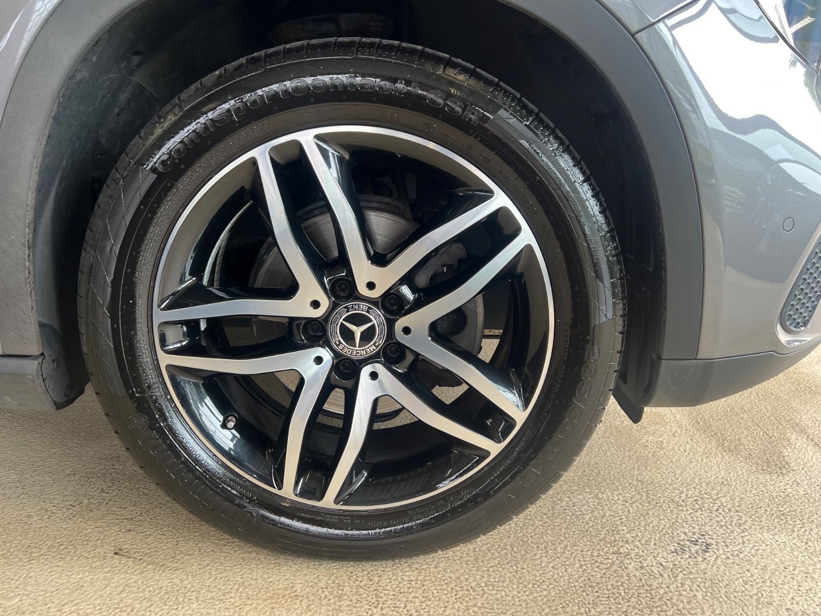 Fahrzeugabbildung Mercedes-Benz GLA 200 * SPORT-LINE URBAN * 1.HAND *