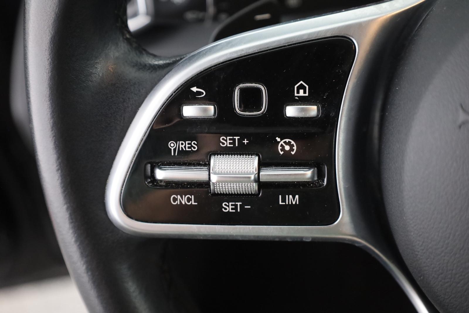Mercedes-Benz C-Class C180 T Avantgarde LED Navi Teilleder Kamera PDC, миниатюра 14