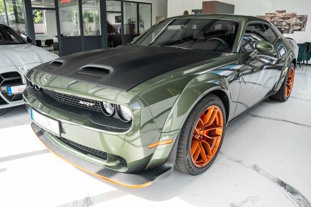 Dodge Challenger 6.4 HEMI WIDEBODY SCAT PACK SRT