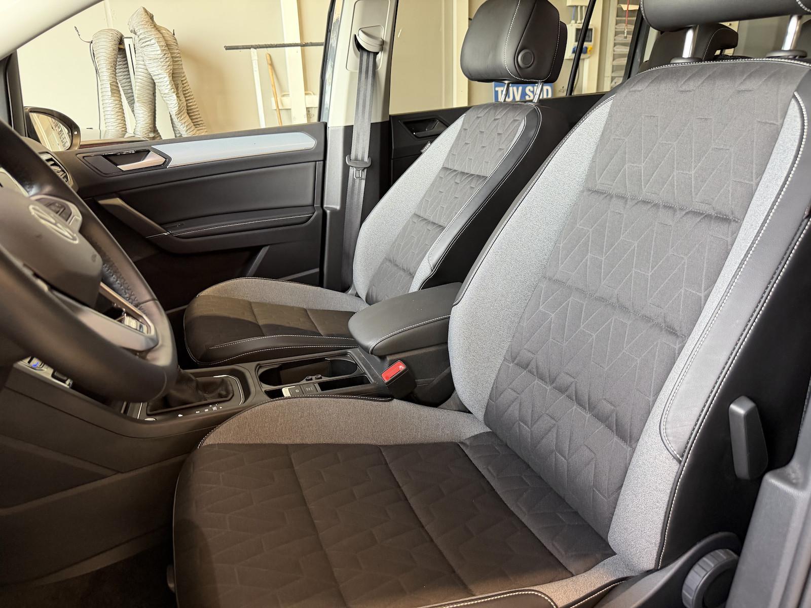 Volkswagen Touran 1.5TSI DSG Goal 7 Sitze NAVI Heckkl.el., миниатюра 7