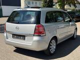 Opel Zafira B 2.2 Cosmo*KLIMAAUTOM*PANO*T.LEDER*TOP* - gebrauchte Opel Zafira aus dem Jahr 2007
