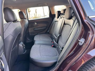 MINI Cooper D Clubman - 7