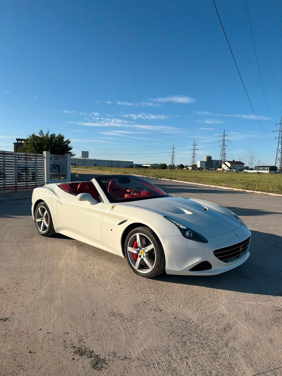 FERRARI California