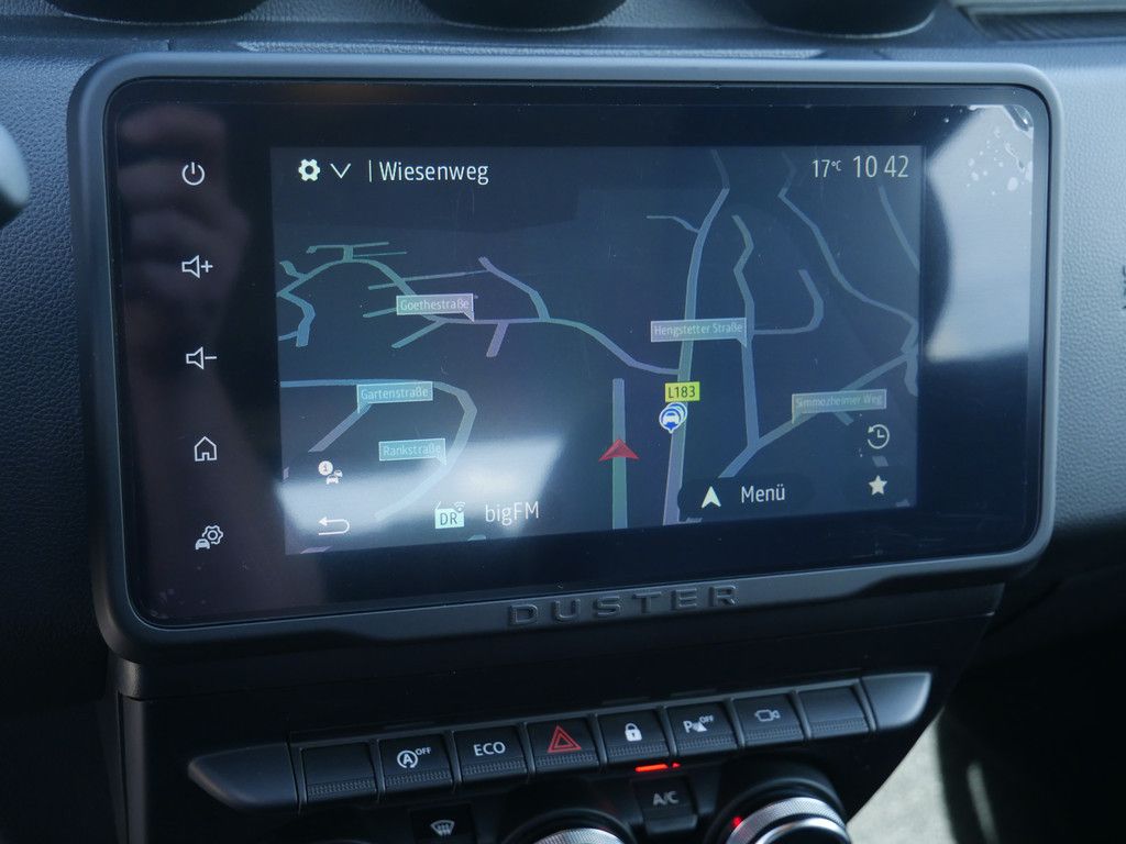 Fahrzeugabbildung Dacia Duster Extreme TCe 130 2WD KAMERA NAVI LED 360°