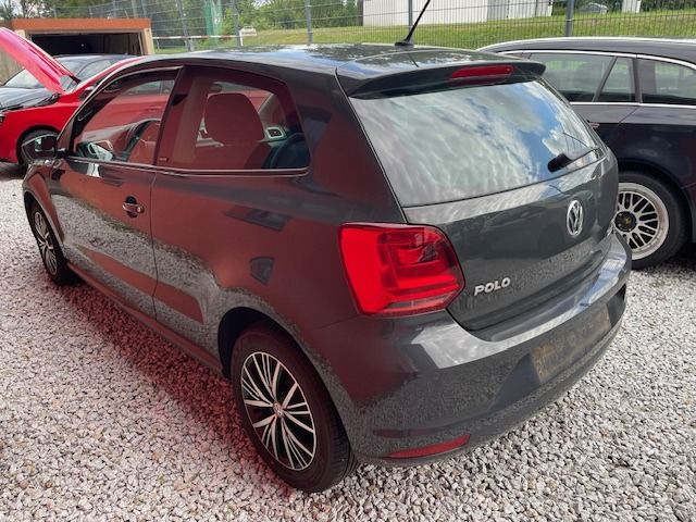 Fahrzeugabbildung Volkswagen Polo V 14TDI Allstar KLIMAAUTOMATIK TEMPOMAT PDC