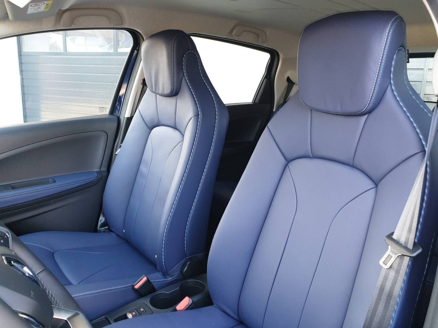 Fahrzeugabbildung Renault ZOE E-Tech 100% el. SONDERMODELL RIVIERA R135 Z.