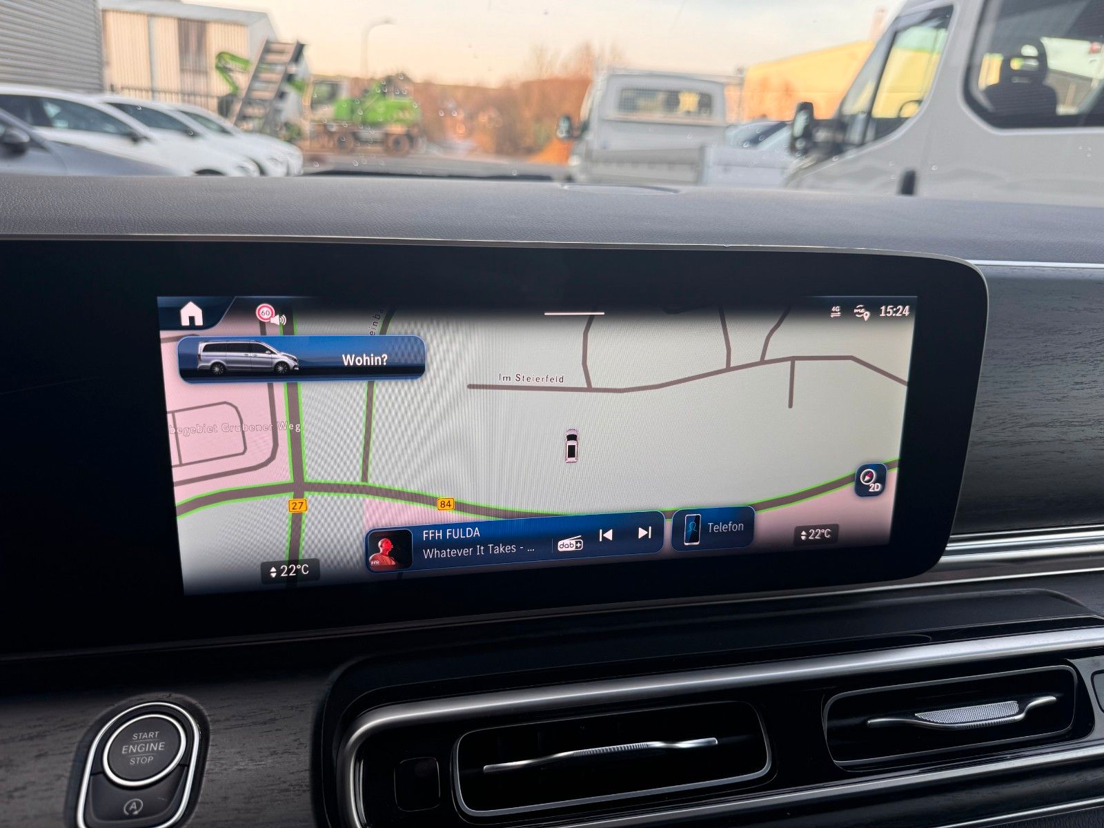 Fahrzeugabbildung Mercedes-Benz V 300 d AVA Extralang DISTRONIC Standheiz