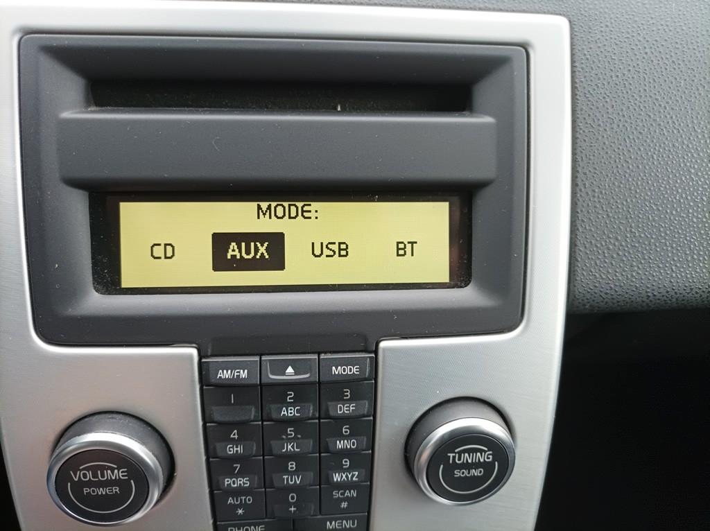 Volvo V50 2012 — photo 7