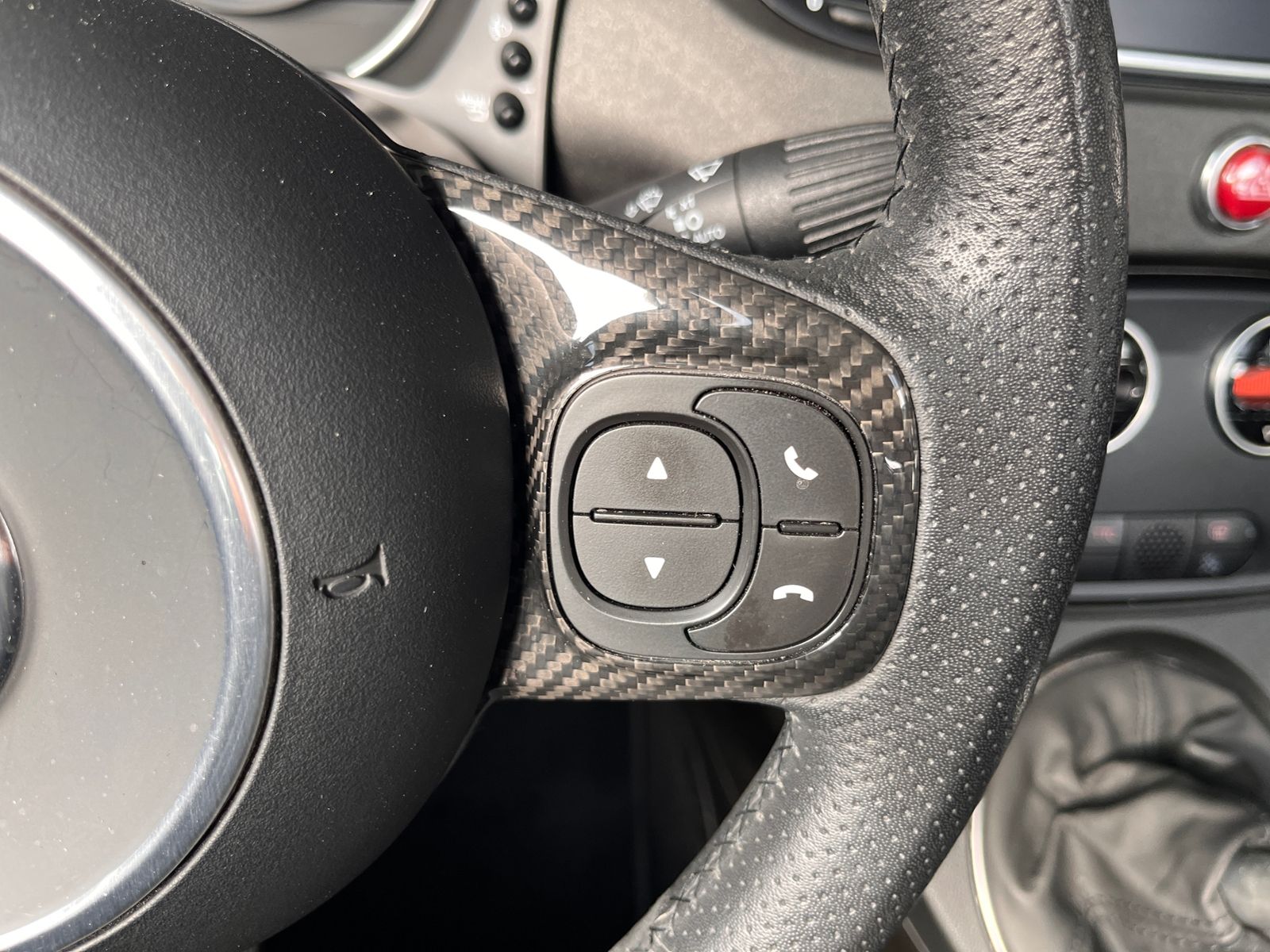 Fahrzeugabbildung Abarth 595C Competizione XENON NAVI ALU