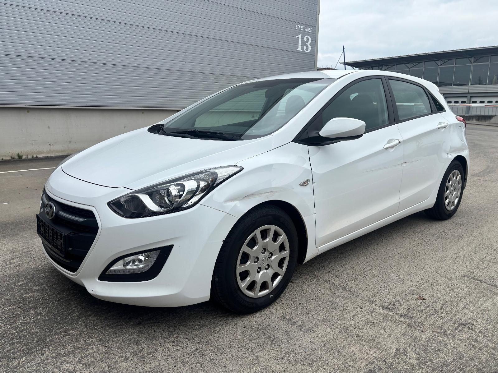 Hyundai i30 blue Classic
