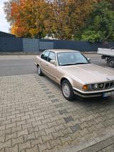BMW 520i  BMW  Oldteimer - BMW 520 aus 1991