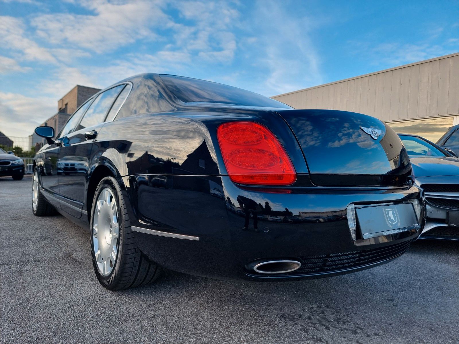 Fahrzeugabbildung Bentley Continental Flying Spur/Ausnahmezustand/Orig. km