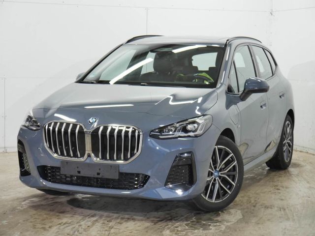 BMW 230e xDrive Active Tourer M Sportpaket Head-Up