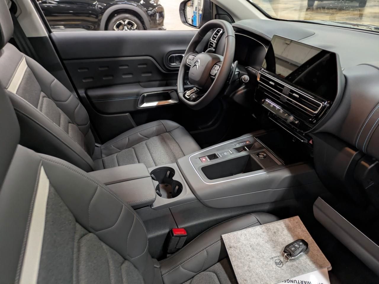 Fahrzeugabbildung Citroën C5 Aircross BlueHDi 130 EAT8 Max Automatik Navi