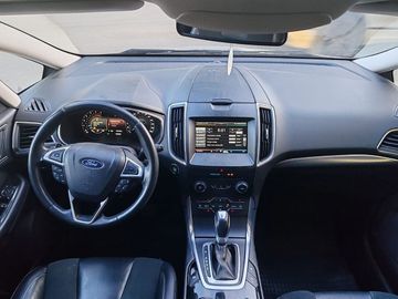 Ford S-Max - 9
