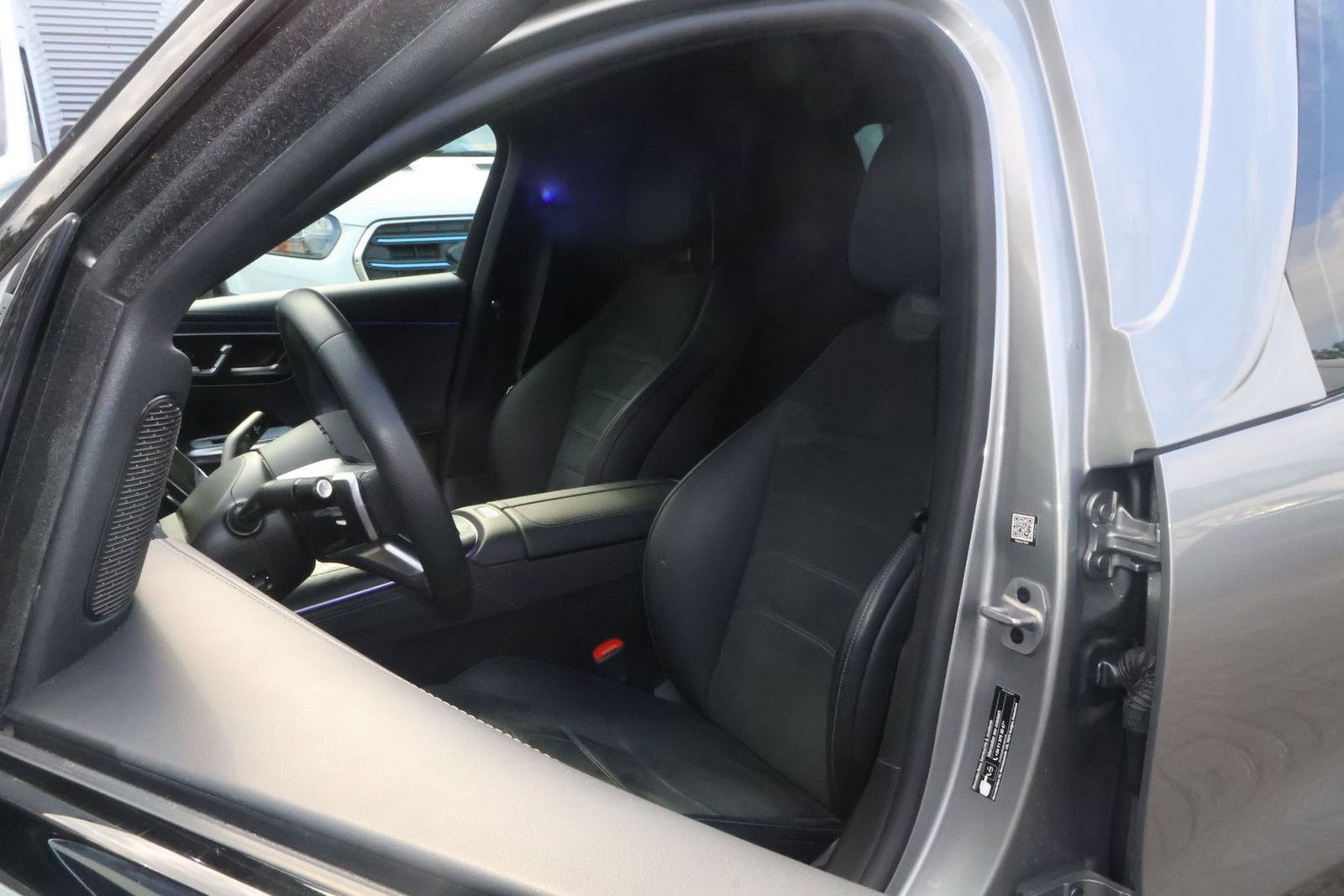 Mercedes-Benz E 300 Estate 300e Indus Eneexis 3-deurs Bestattu imagem 2
