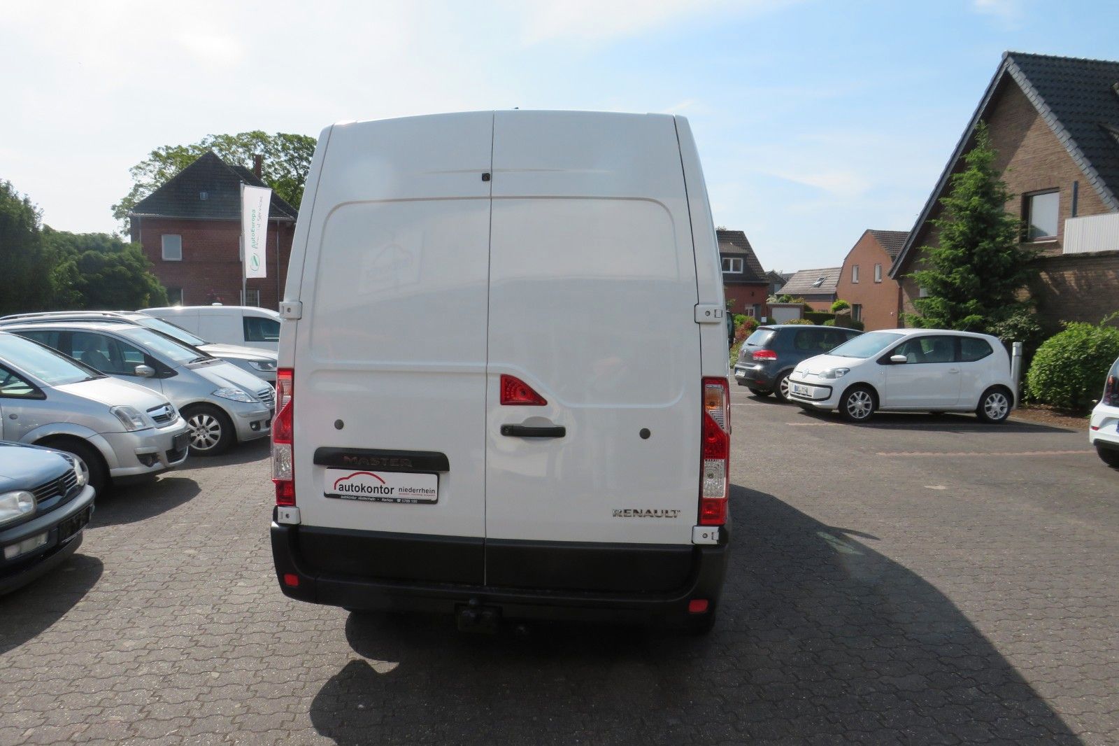 Fahrzeugabbildung Renault Master III Kasten L2H2 HKa 3,5t