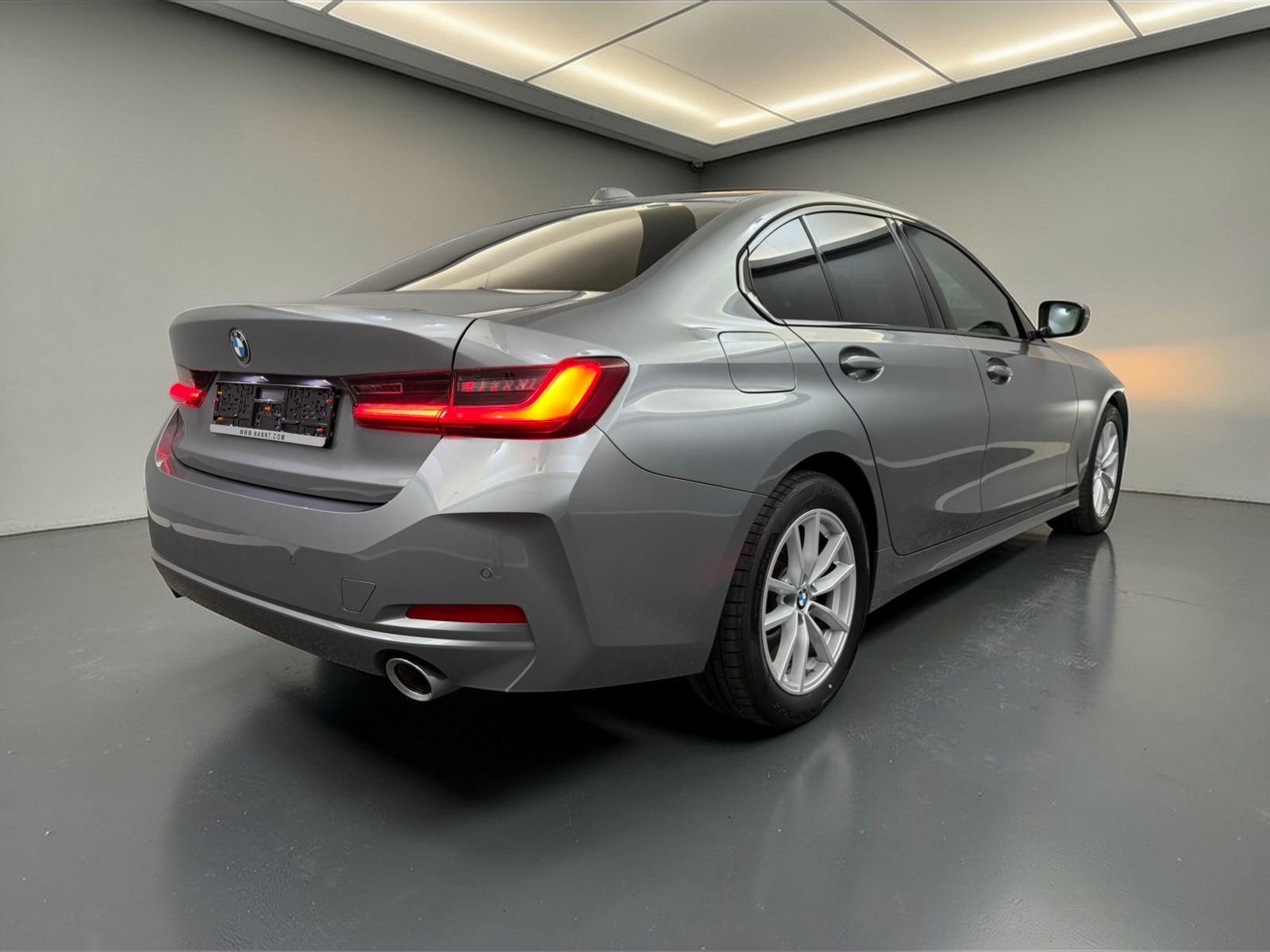 BMW 320d Limo xDrive Shadow-Line AHK*LED*WIDE*U-FREI foto 5