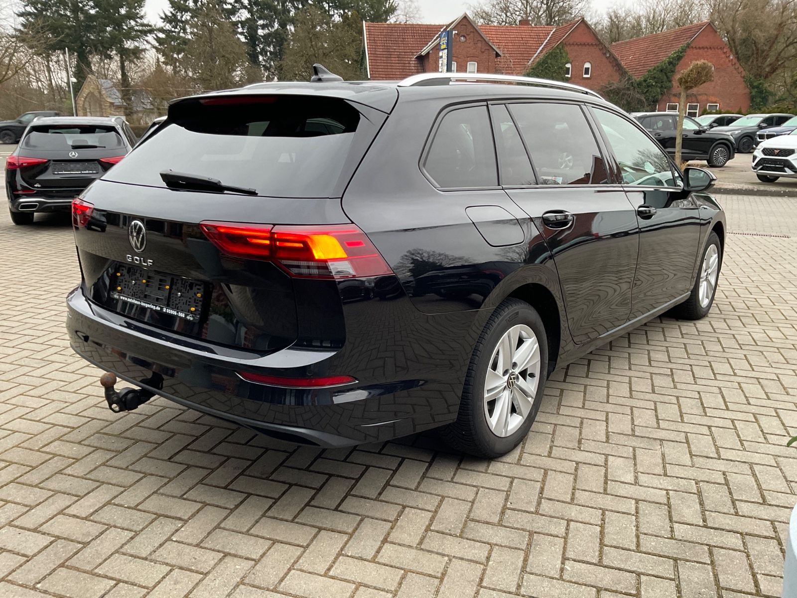 Fahrzeugabbildung Volkswagen Golf Variant 2.0 TDI DSG,AHK,ACC,LED,Navi