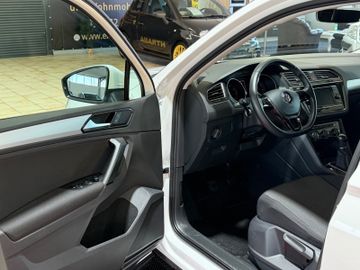 Volkswagen Tiguan - 7