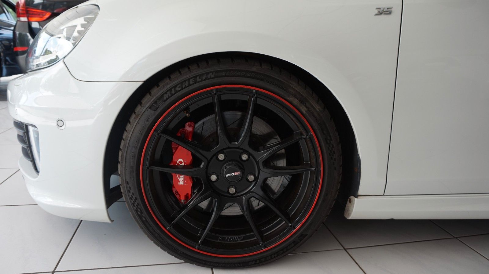 Fahrzeugabbildung Volkswagen Golf VI GTI Edition 35 Motor überholt