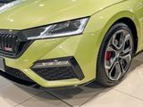 Skoda Octavia Combi 2.0 TDI RS Final Edition Navi, ACC - Skoda Octavia: TDI RS