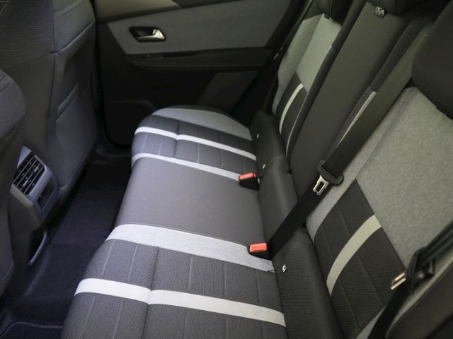 Grandland B EDITION HYBRID eDCT+NAVI+RÜCKFAHRKAM