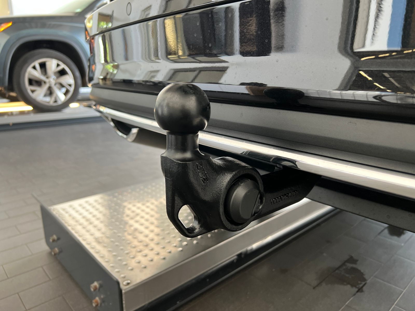 Fahrzeugabbildung SKODA Karoq Sportline 2.0 TSI 4x4 DSG *Panorama, AHK,