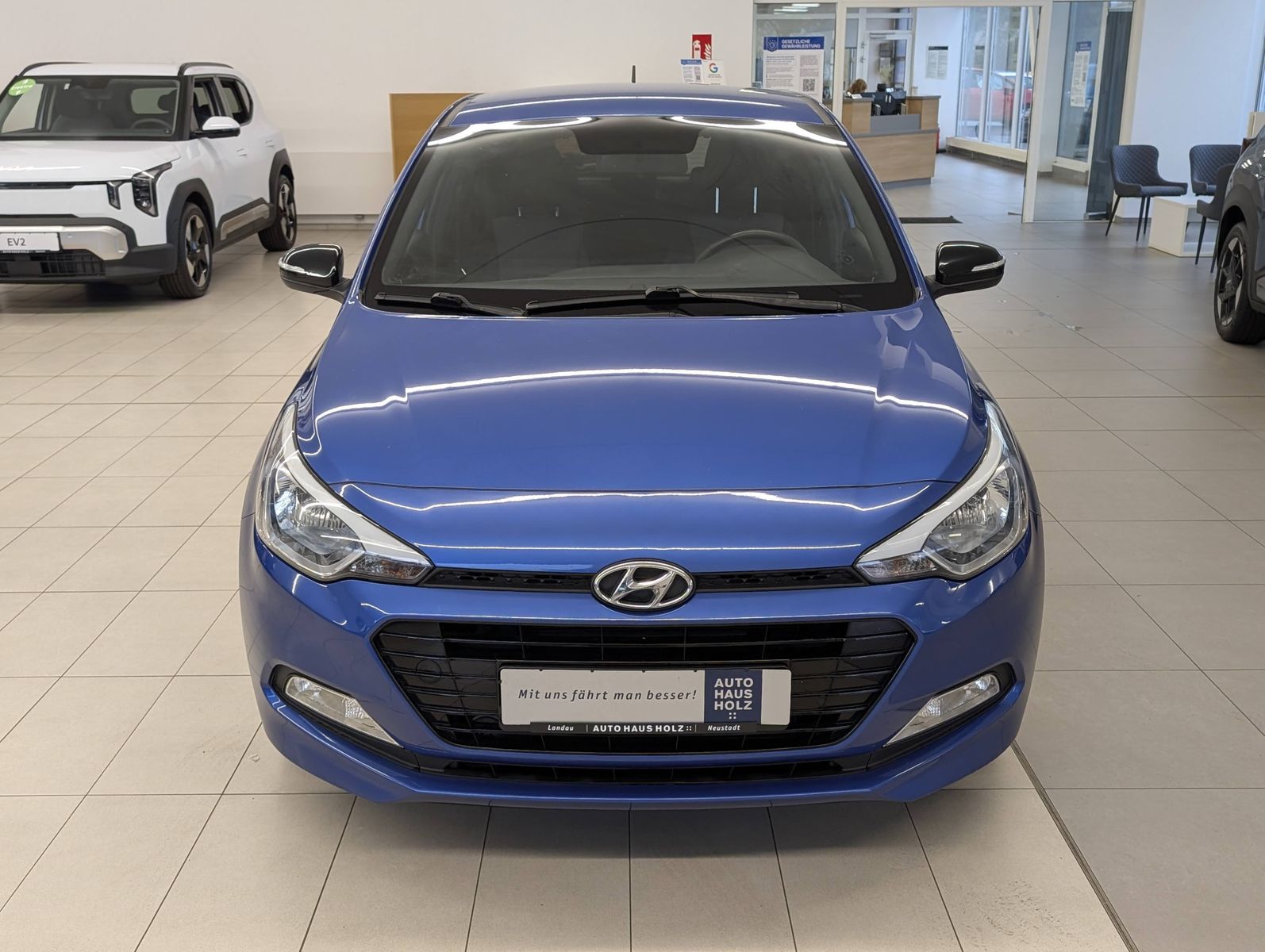 HYUNDAI i20 1.2 Passion Allwetter Klima – Bild 6