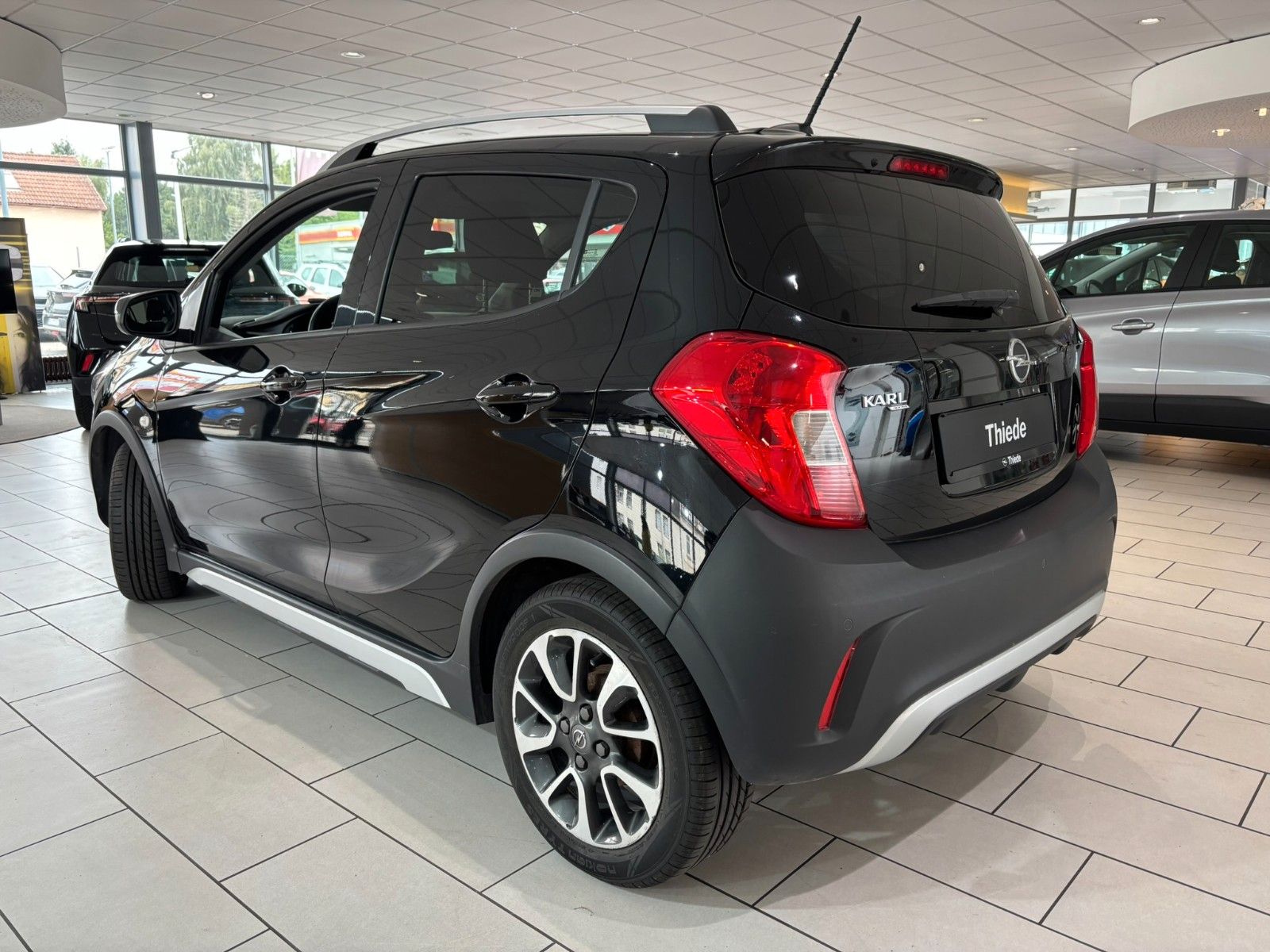 Fahrzeugabbildung Opel Karl Rocks 1.0 PDC/SHZ/LHZ/ALU