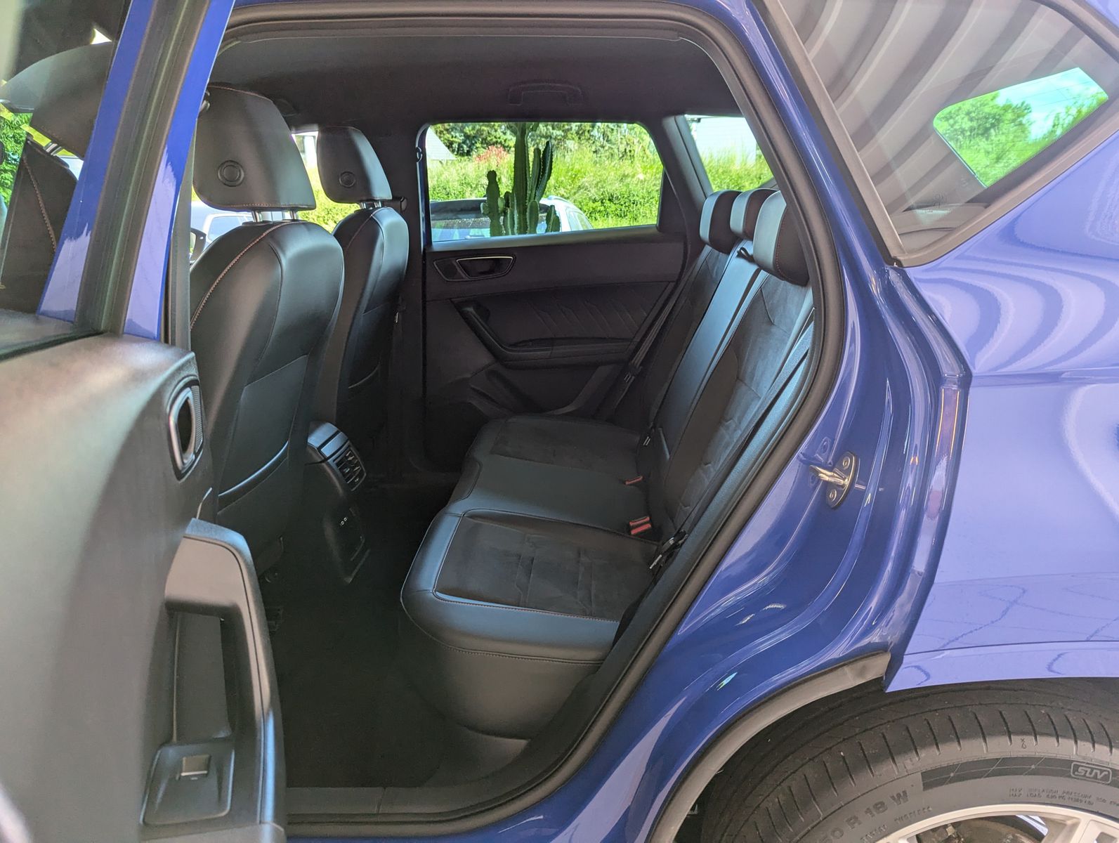 SEAT Ateca FR 2.0 Full-Link Dinamica BeatsAudio 360° - Image 13