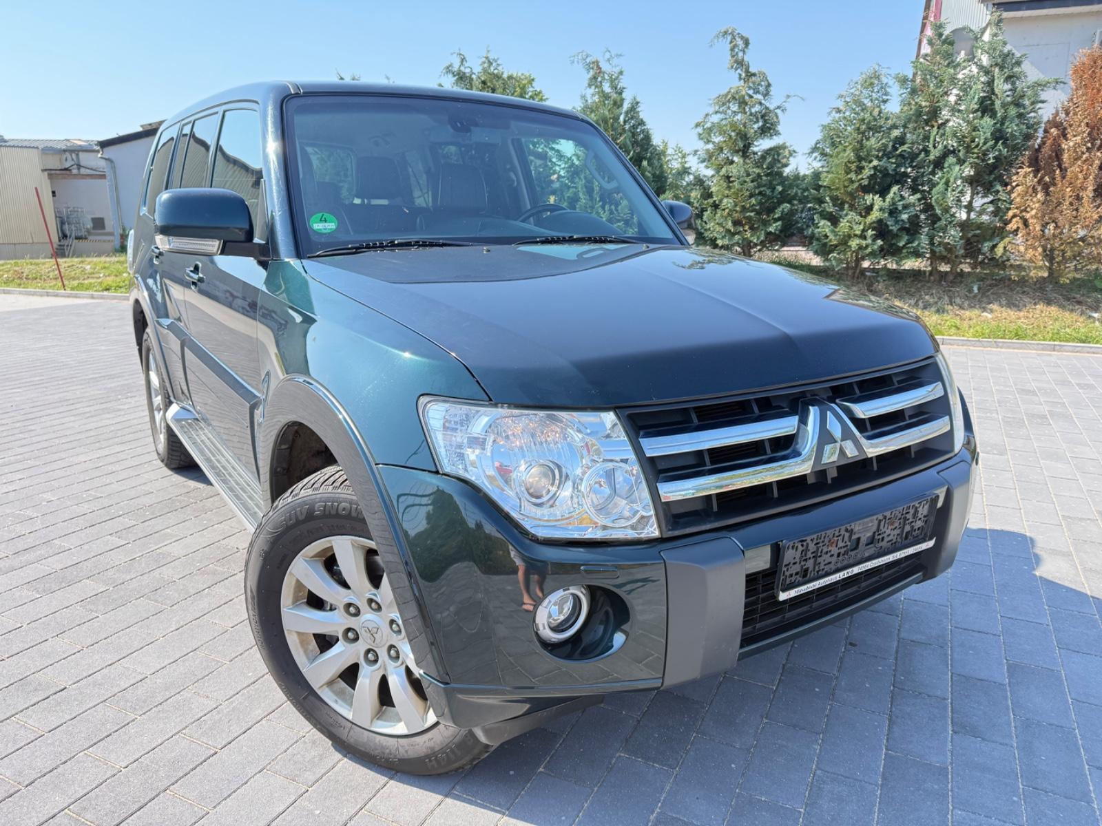 Mitsubishi Pajero 3.2 DI-D Intense 2.Hand