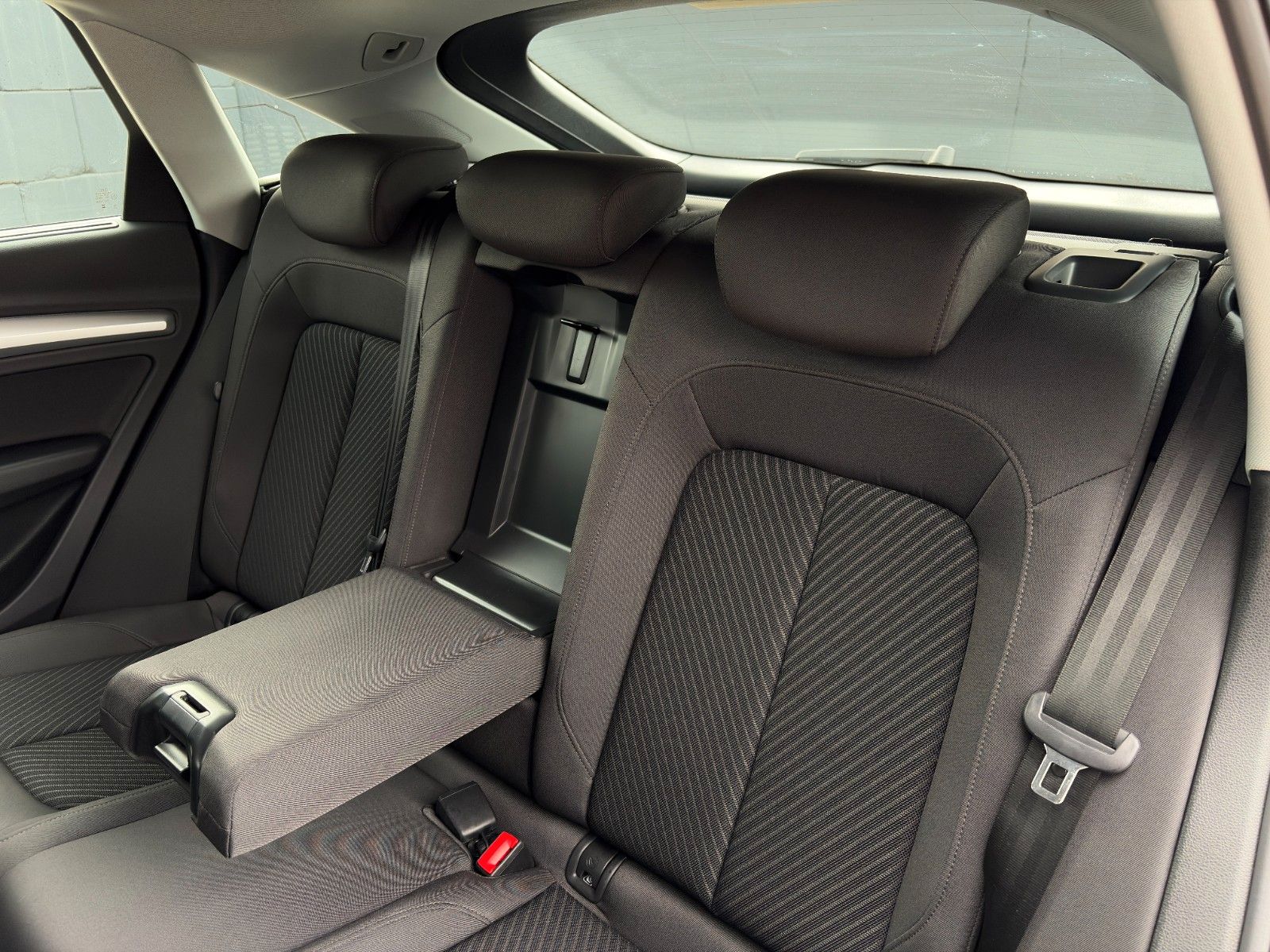 Fahrzeugabbildung Audi Q5 Sportback 40 TFSI quattro advan. AHK Matrix