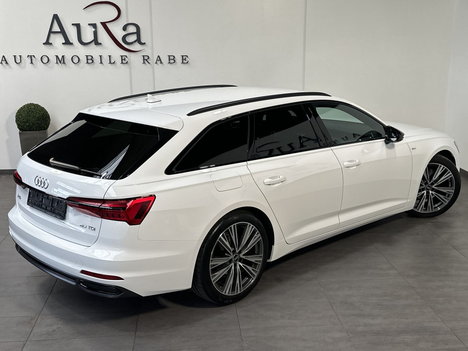 Fahrzeugabbildung Audi A6 Avant 40 TDI S-Line NAV+LED+AHK+CARPLAY+20ZO